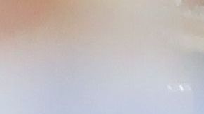 El riesgo es mayor en espacios interiores donde la ventilación es deficiente.