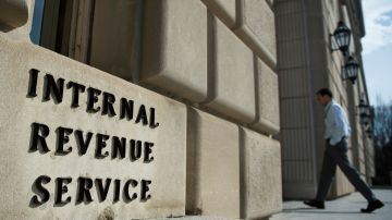 El IRS ha publicado ciertos consejos para que algunos contribuyentes ahorren.