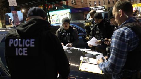 ICE afirma que hará operativos focalizados a criminales o inmigrantes de alto riesgo.