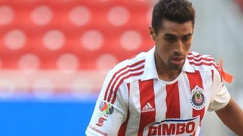 Patricio Araujo, mediocampista de las Chivas del Guadalajara