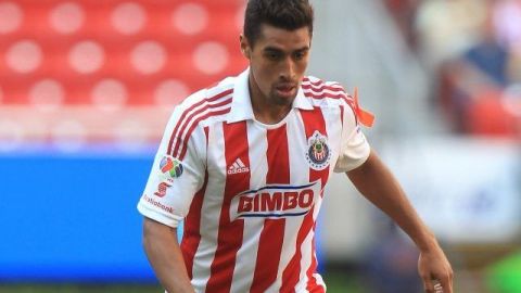 Patricio Araujo, mediocampista de las Chivas del Guadalajara