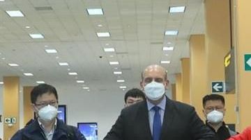 Pilar Mazzetti. (centro)