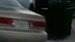 El oficial Joe Matthew se convirtió en el "héroe" al intentar salvar al bebé.