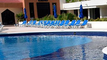 El empleador es el que debe pedir esta visa en nombre de la persona a la que desea contratar.