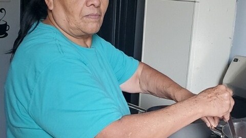 Ernestina Silva, de 69 años, padece diabetes tipo 2 y fue diagnosticada con coronavirus en mayo. Ella aún se recupera de las secuelas dejadas por el covid-19. Foto: Cortesía familia Silva