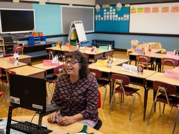 Los funcionarios de educación de Illinois esperan que el programa aumente la cantidad de maestros de educación bilingüe en ese estado. Foto Impremedia