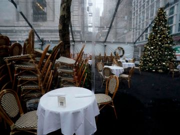 La Ciudad ordenó el cierre de los restaurantes el miércoles a partir de las 2 p.m. por la nevada.