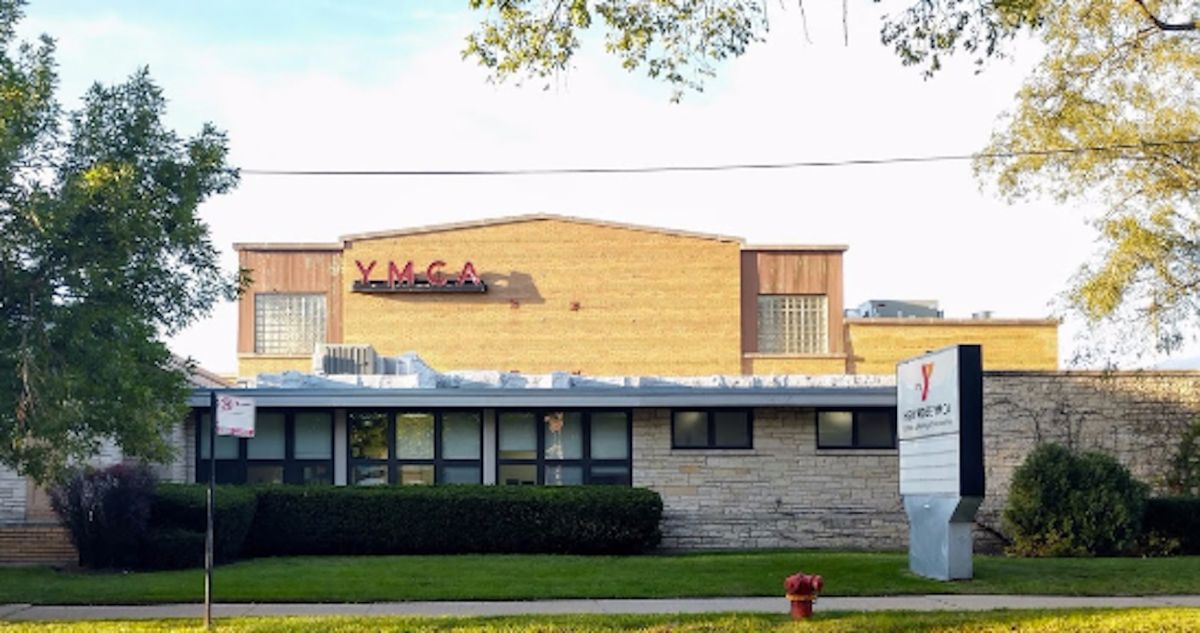 Buscan evitar cierre de YMCA del barrio de Rogers Park en Chicago La Raza