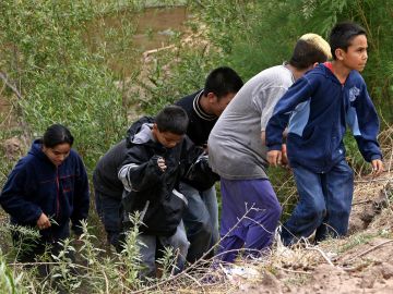 Miles de inmigrantes ilegales cruzan la frontera para ingresar a Estados Unidos todos los días en busca de mejores oportunidades