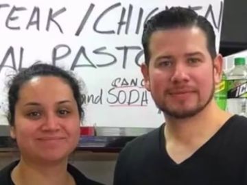 Erika Castro y su esposo Pablo Sánchez son dueños del restaurante Gyros Planet & Taqueria ubicado en el suburbio de Evanston.