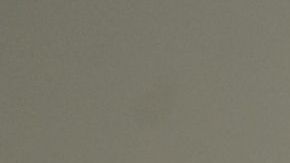 Los investigadores examinan la escena de un accidente entre una camioneta y un camión lleno de grava cerca de Holtville, California, el 2 de marzo de 2021.