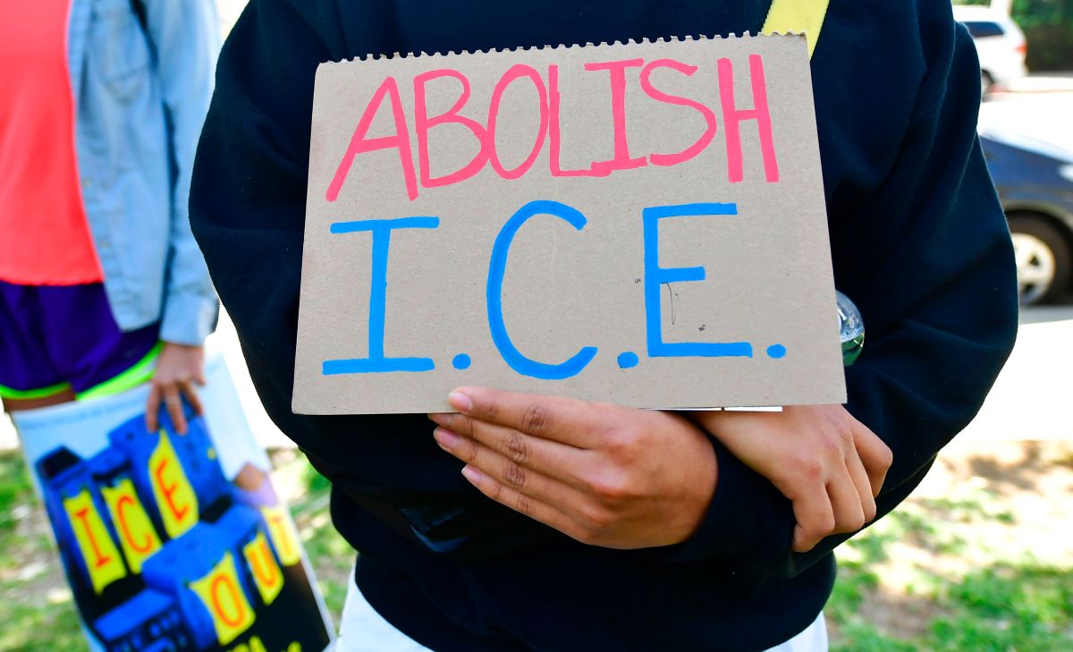Protestas en Los Ángeles, California, el 6 de marzo de 2021, para exigir la abolición del Servicio de Inmigración y Control de Aduanas (ICE)