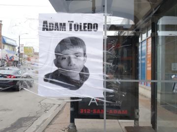 Adam Toledo de 13 años fue asesinado a tiros a manos de un oficial de la Policía de Chicago el año pasado en La Villita.