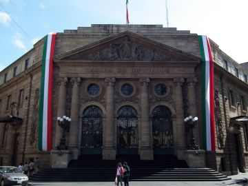 El Palacio Legislativo de Donceles y Allende, sede del Congreso de la Ciudad de México. El 6 de junio de 2021, los chilangos en el extranjero eligirán a su primer diputado migrante. (Wikimedia/Frankmx/CC BY-SA 3.0)