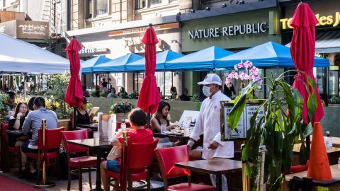 New York City Restaurants And Bars Adapt To Covid Restrictions And Offer Outdoor Seating Options