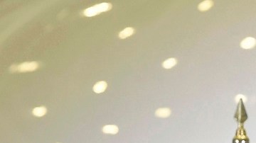 El presidente mexicano López Obrador desestimó la calificación de la FAA.