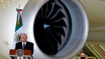El presidente mexicano López Obrador desestimó la calificación de la FAA.
