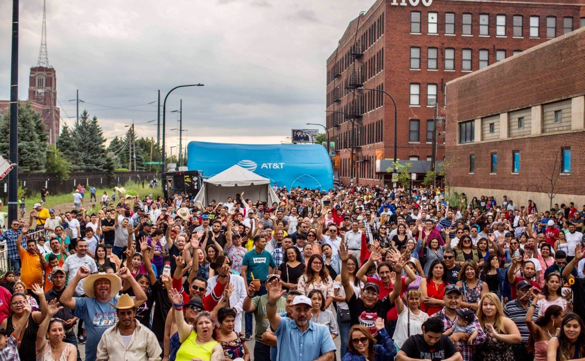 Pilsen se alista para celebrar la popular Fiesta del Sol este mes La Raza