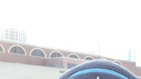 Roma Díaz trabaja en un restaurante de Chicago en medio de la pandemia de covid-19 y es también director de teatro. (Cortesía Roma Díaz)