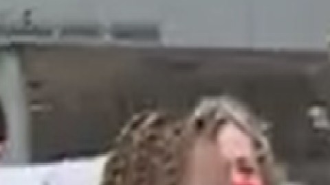 Exempleadas de un hotel de Chicago luchan por recuperar sus empleos. Foto captura WGN