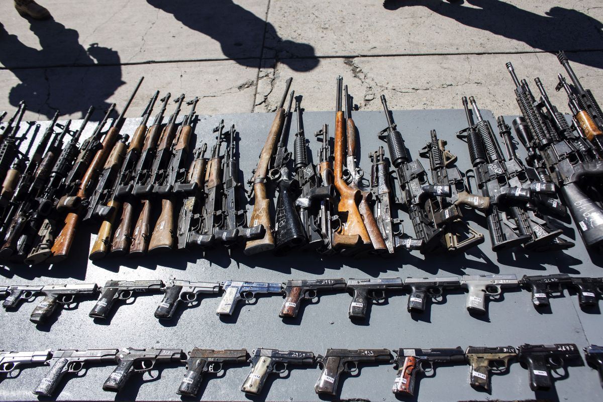 Armas decomisadas por las fuerzas de seguridad mexicanas. La gran mayoría proviene de Estados Unidos.