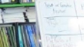 El maestro sustituto ha sido acusado de tocarse ‘inapropiadamente’ mientras estaba en clase en Walt Disney Magnet School en Uptown.