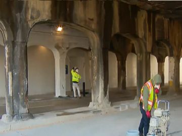Culminan los trabajos de pintura y reparación de un viaducto en La Villita. Foto captura CBS 2.