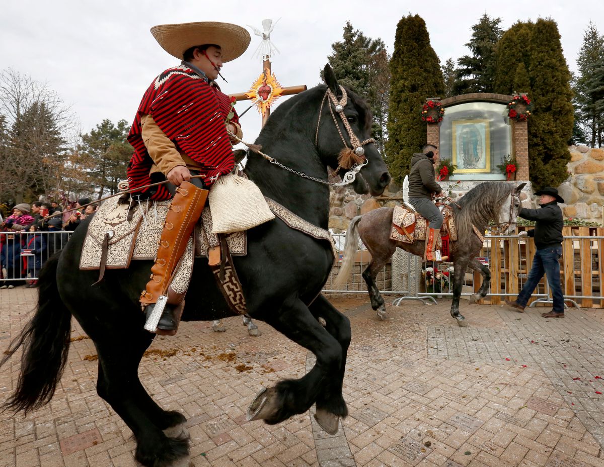 Jinetes realizarán la tradicional cabalgata en honor de la Guadalupana este 4 de diciembre. (Cortesía Arquidiócesis de Chicago)