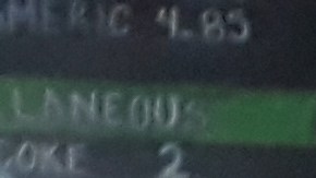 Dueños del restaurante Dulce De Leche Café se preparan para acatar el mandato de vacunación de covid-19 de la ciudad de Chicago que entra en vigor el 3 de enero. (Belhú Sanabria / La Raza)