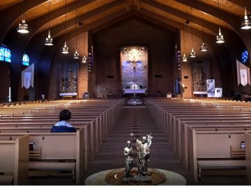 Los feligreses de las iglesias Reina de los Mártires y Santa Bernadette discutirán las posibilidades de un nuevo nombre para la parroquia unificada. Foto Google Maps