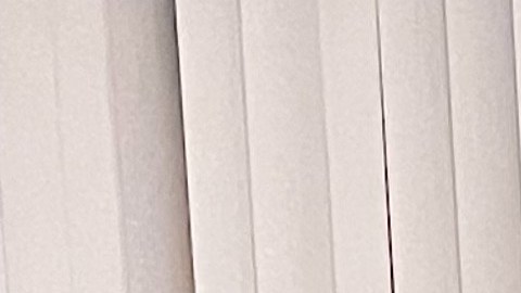 Donaciones en apoyo a Ucrania se reúnen en la Casa del Empoderamiento, en 4722 W. Belmont Ave., en el vecindario de Belmont Cragin en el noroeste de Chicago. (Cortesía Esteban Burgoa)