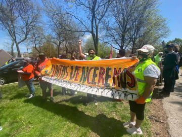 Organizaciones sociales de Illinois marcharán el 1 de mayo de 2022 en defensa de los derechos de los trabajadores y para exigir una reforma migratoria amplia. (Cortesía Immigrant Solidarity DuPage)
