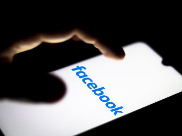 Facebook envía cheques por $397 como compensación por violaciones de privacidad en EE.UU.