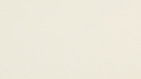 Varias generaciones de una familia conviven en torno a la mesa.