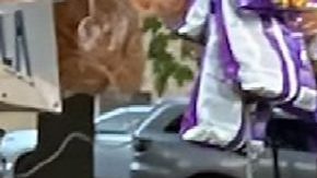 Lesly Morales (derecha), de 14 años, fue vista por última vez el 21 de abril de 2022. (Cortesía Familia Trujillo)