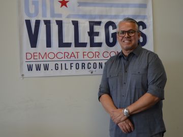 El concejal del Distrito 36 Gilbert Villegas busca en las elecciones primarias de este 28 de junio la candidatura demócrata al Tercer Distrito Congresional de Illinois. (Belhú Sanabria / La Raza)