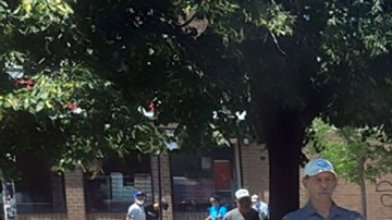 Defensores de los derechos de los trabajadores hablan sobre las nuevas directrices del Departamento del Trabajo. (Cortesía José Frausto)