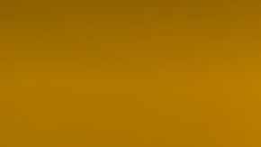 El dueño de un restaurante del área dice que ya no acepta reservas después de las 9 pm para garantizar que los clientes puedan salir del área de manera segura.