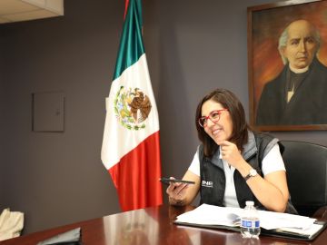 La consejera del Instituto Nacional Electoral Claudia Zavala Pérez durante una visita de trabajo en Chicago. (Cortesía Consulado General de México en Chicago)