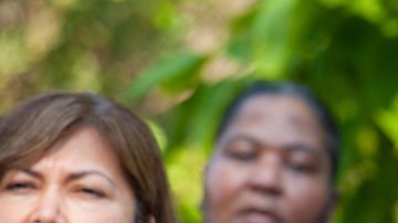 Asistentes de enfermería y miembros de SEIU Healthcare Illinois quieren que propietarios de asilos soliciten financiamiento en Springfield. (Cortesía SEIU Healthcare Illinois)