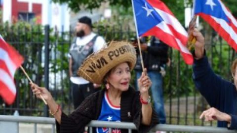 La comunidad boricua de Chicago se moviliza para ayudar a las personas afectadas por el huracán Fiona en Puerto Rico.