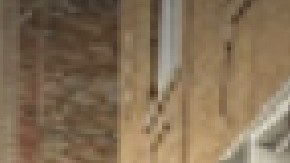 Según la policía, la víctima masculina salía del negocio de comida rápida Star Gyros, en la cuadra 3400 de Roosevelt Road, alrededor de las 3:30 am cuando de pronto escuchó disparos desde una camioneta.