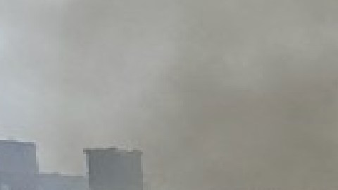 El incendio estalló en el tercer piso de un edificio de apartamentos en la cuadra 900 de la avenida Judson en Evanston alrededor de las 8:30 am. Foto Departamento de Policía de Evanston.