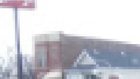 Dos personas adultas atacaron y robaron a una adolescente en un tren de la línea roja de la CTA. Foto Google Maps