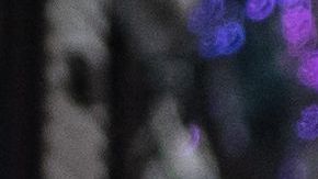 Personas portan mascarillas como medida para prevenir el contagio de covid-19.