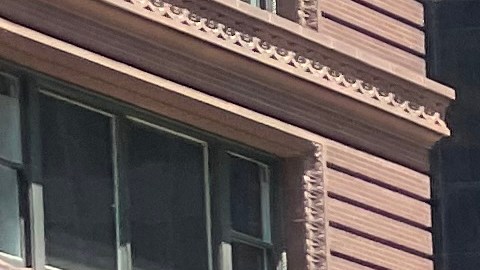 Defensores de la Campaña Healthy Illinois y beneficiarios del programa realizan una protesta el 21 de junio de 2023 para exigir se preserve su acceso a atención médica. (Cortesía Healthy Illinois)