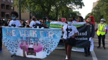 La marcha fue organizada por la Organización Comunitaria de Kenwood Oakland ‘Girls Who Lead’. Foto extraída de Facebook