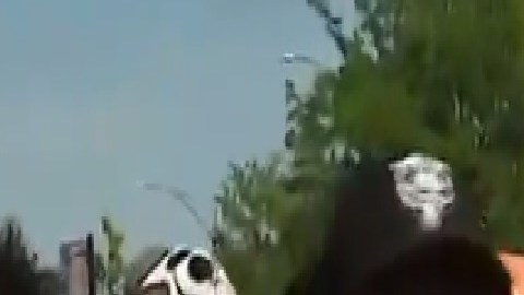 El viernes fue el día de vestirse de naranja, que apoya el "Día Nacional de Concientización sobre la Violencia Armada". Foto captura Fox 32 Chicago