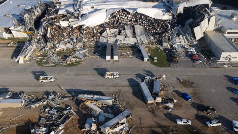 La planta de Pfizer en Carolina del Norte fue severamente dañada por un tornado.