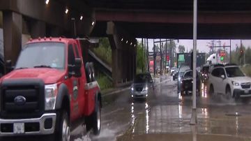 El Condado de Cook extendió su advertencia de inundación hasta las 6:30 pm. Foto captura CBS2 Chicago